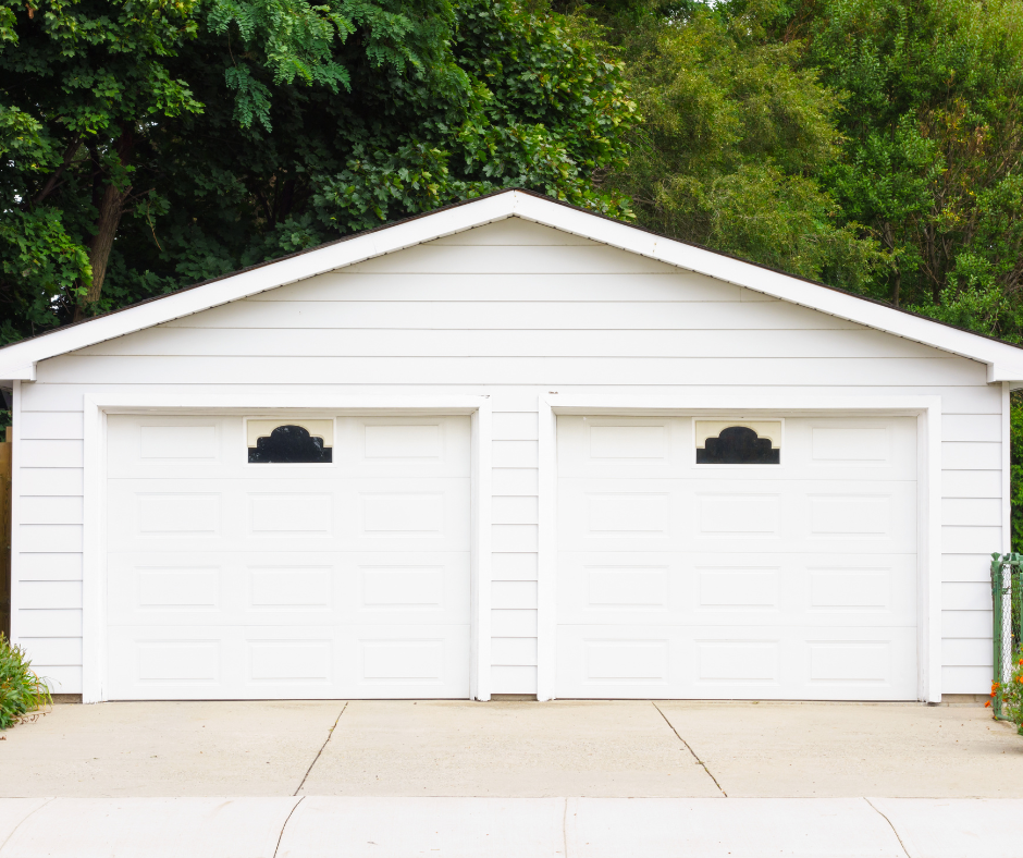 White detached garage
